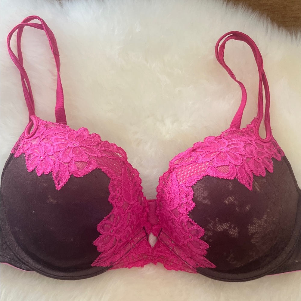 body by Victoria, perfect shape, padded with lace bra